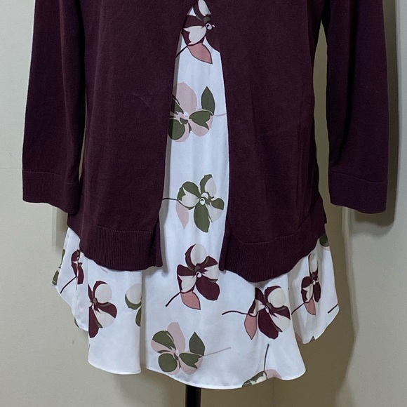Loft Outlet || Woman’s Purple Mixed Print Floral Sweater Top size SP - Picture 6 of 6
